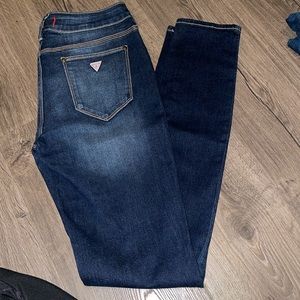 Guess jeans, size 28, like new!